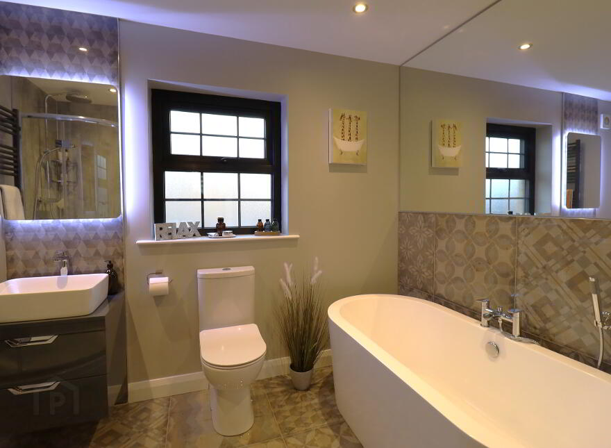 21 Strawberry Hill Lane, Ballynahinch Road, Lisburn, BT27 5GH