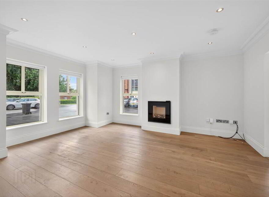 4 Montpelier Park, Malone Road, Belfast, BT9 5RS