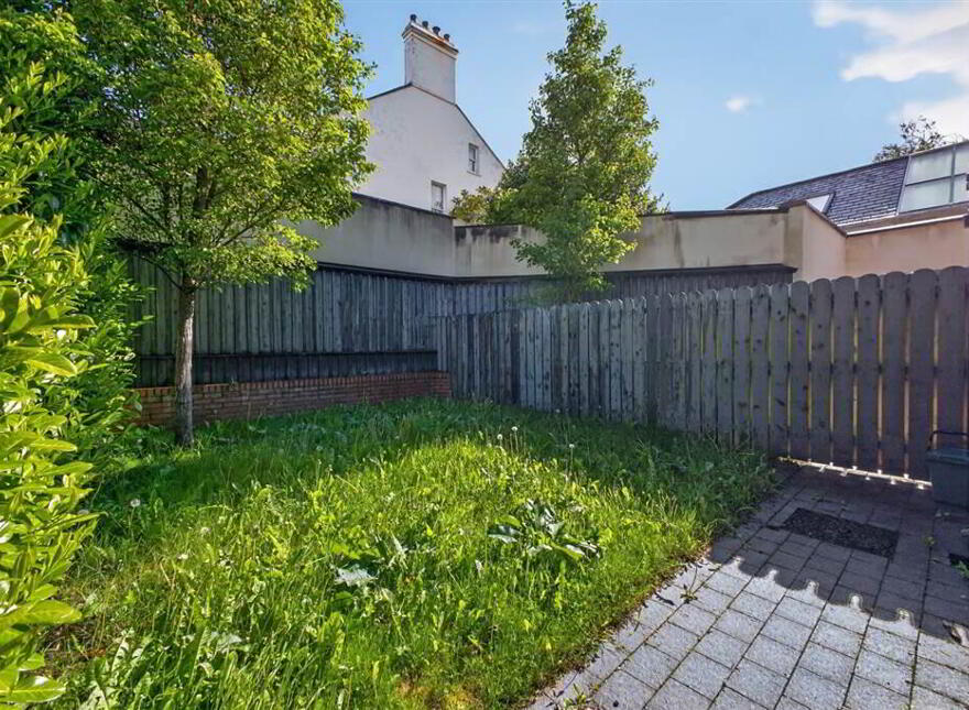 4 Montpelier Park, Malone Road, Belfast, BT9 5RS