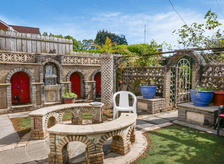87 Wynchurch Road, Rosetta, Belfast, BT6 0JJ