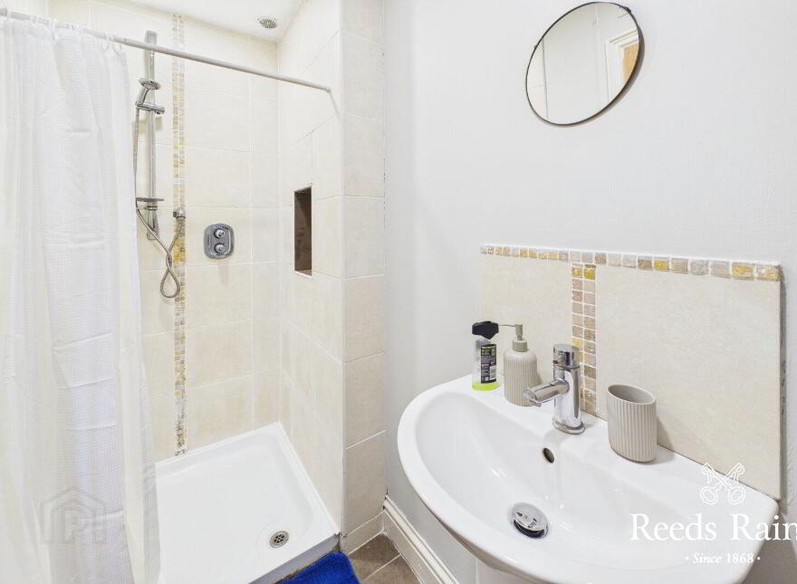 4 Ros-Na-Righ, Islandmagee, Larne, BT40 3UA