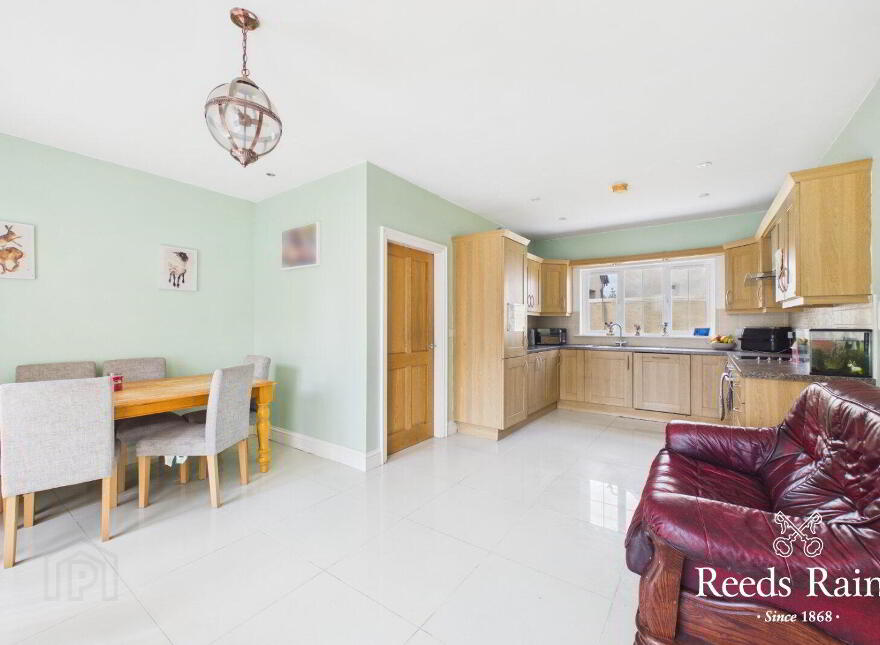 4 Ros-Na-Righ, Islandmagee, Larne, BT40 3UA
