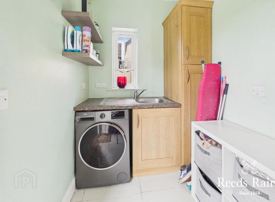 4 Ros-Na-Righ, Islandmagee, Larne, BT40 3UA