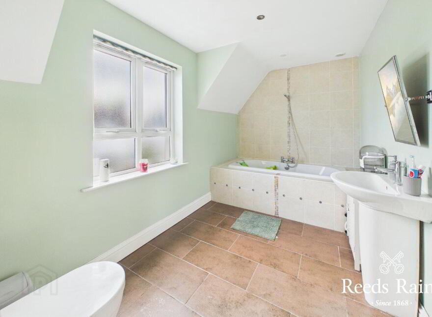 4 Ros-Na-Righ, Islandmagee, Larne, BT40 3UA