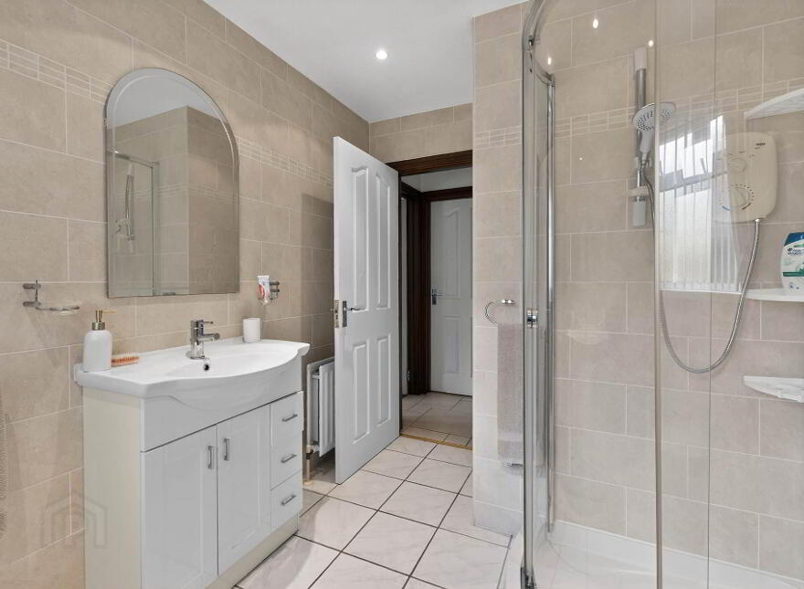 37 Ashcroft Way, Ballinderry Lower, Lisburn, BT28 2AY