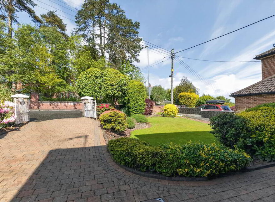 49 Harmony Hill, Lisburn, BT27 4ES