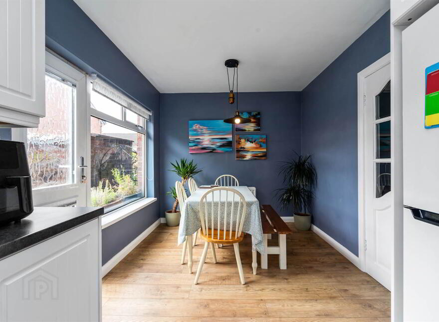 30 Vidor Gardens, Belfast, BT4 1QX