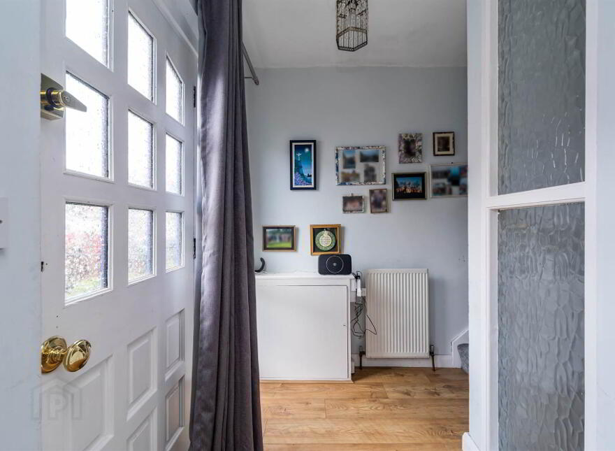 30 Vidor Gardens, Belfast, BT4 1QX