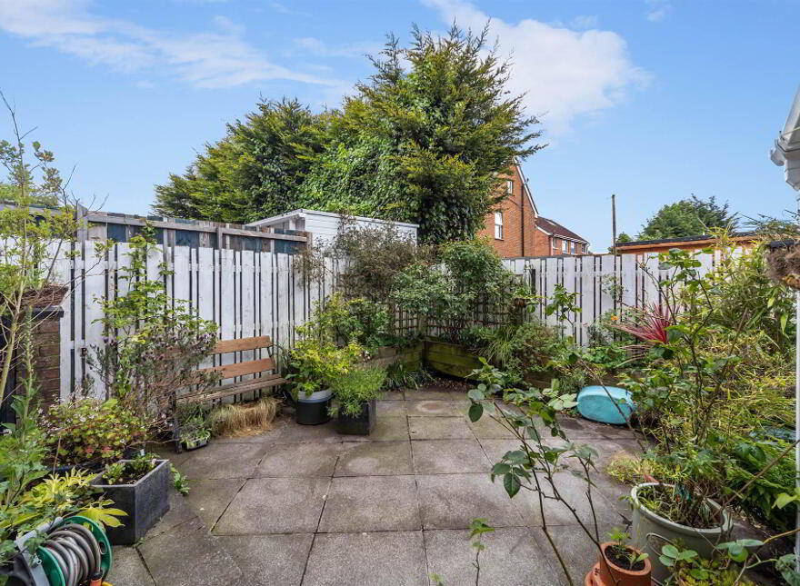 30 Vidor Gardens, Belfast, BT4 1QX