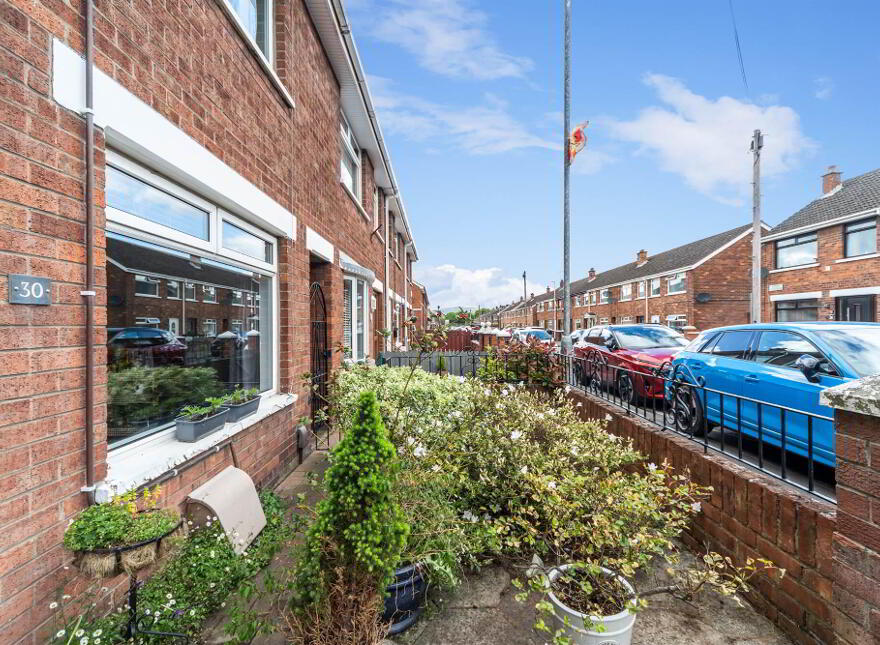 30 Vidor Gardens, Belfast, BT4 1QX