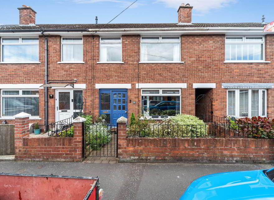 30 Vidor Gardens, Belfast, BT4 1QX