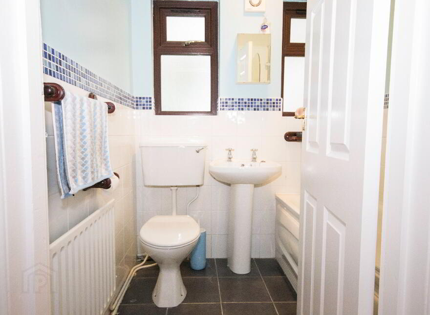 27 Strabane Road, Newtownstewart, BT78 4JY