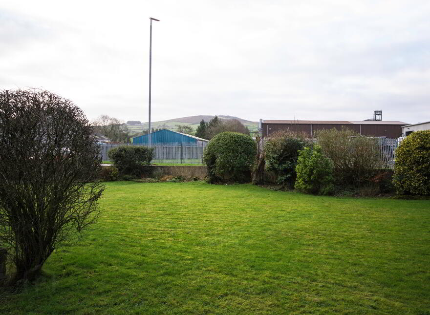 27 Strabane Road, Newtownstewart, BT78 4JY
