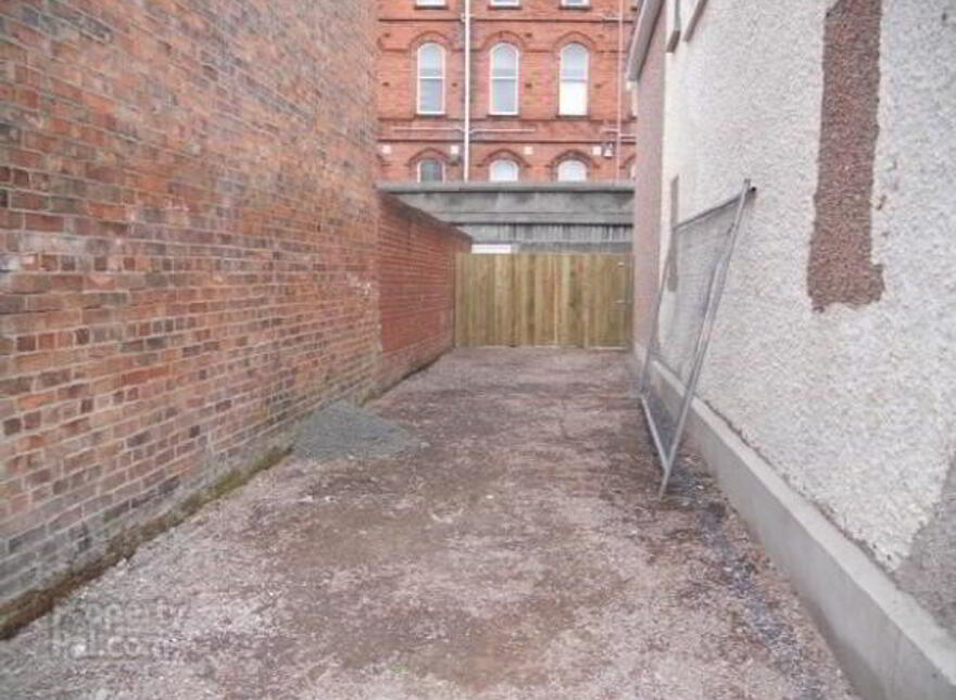 53 Dunluce Avenue, Belfast, BT9 7AW
