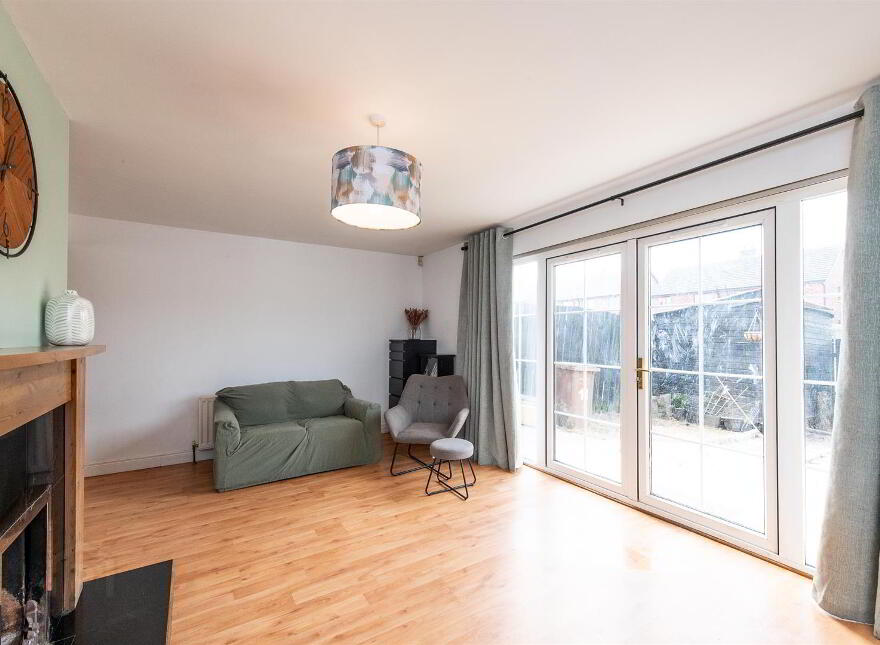 11 Iveagh Court, Dromore, Blackskull, BT25 1SF