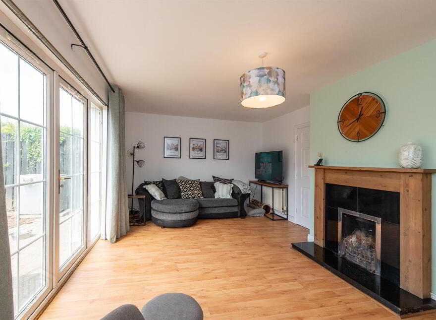 11 Iveagh Court, Dromore, Blackskull, BT25 1SF