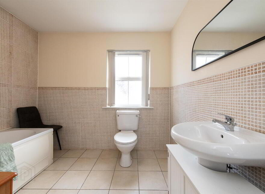 11 Iveagh Court, Dromore, Blackskull, BT25 1SF