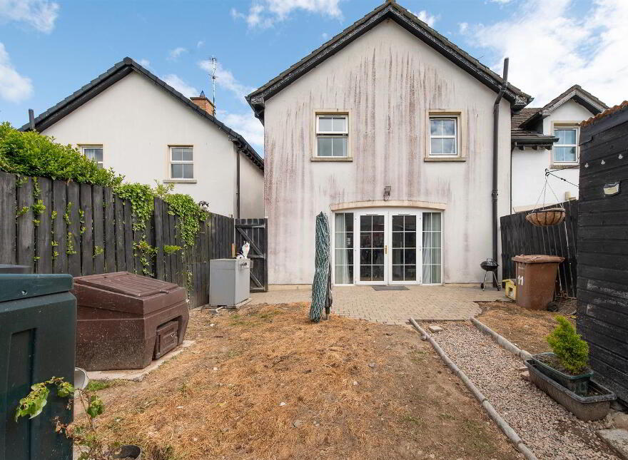 11 Iveagh Court, Dromore, Blackskull, BT25 1SF