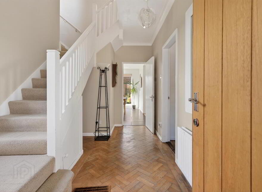 31 Cricklewood Park, Belfast, BT9 5GW
