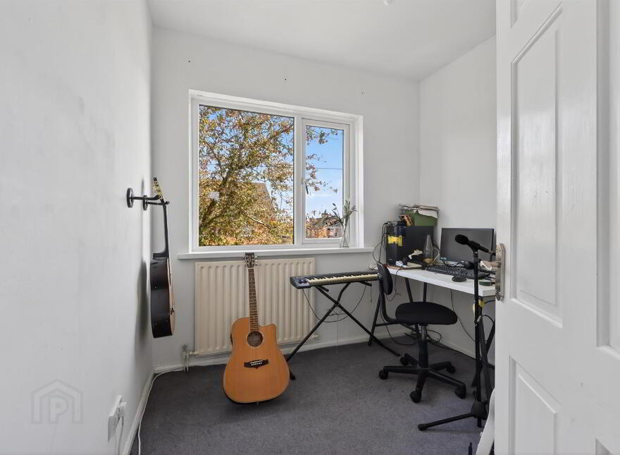 31 Cricklewood Park, Belfast, BT9 5GW