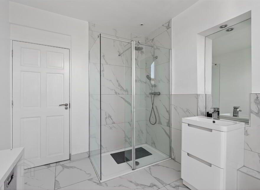 31 Cricklewood Park, Belfast, BT9 5GW