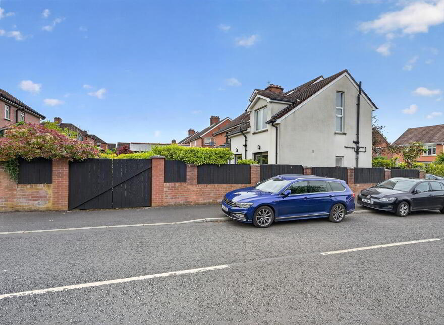 31 Cricklewood Park, Belfast, BT9 5GW