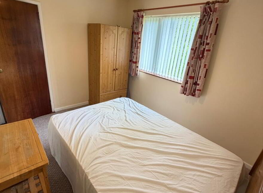 42 Dukes Grove, Armagh, BT61 8AT
