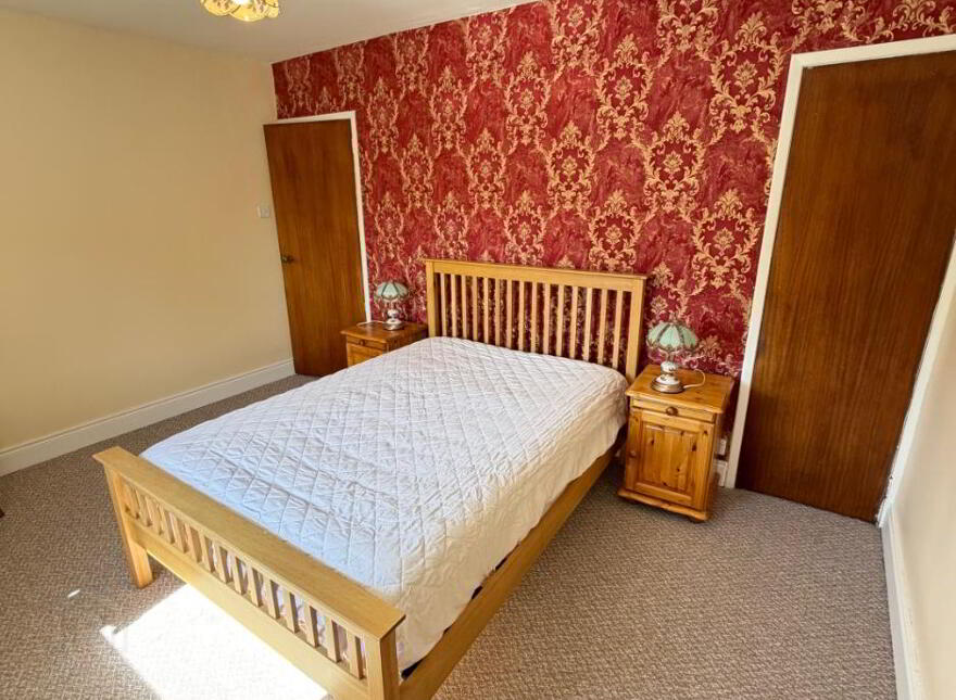 42 Dukes Grove, Armagh, BT61 8AT