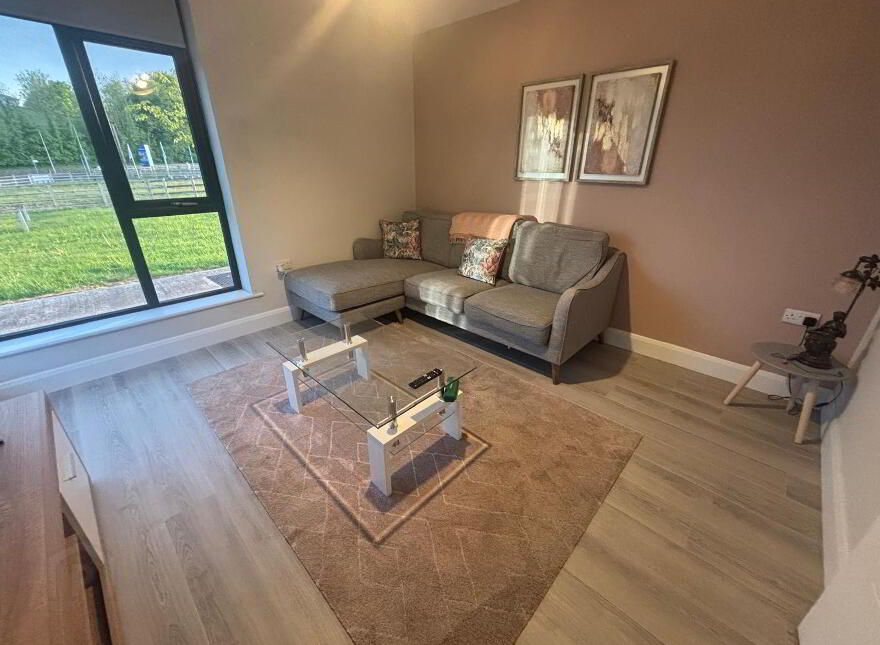 2 Westpoint Drive, Donegal Town, F94K2PT