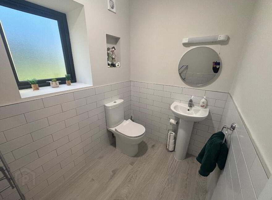 2 Westpoint Drive, Donegal Town, F94K2PT