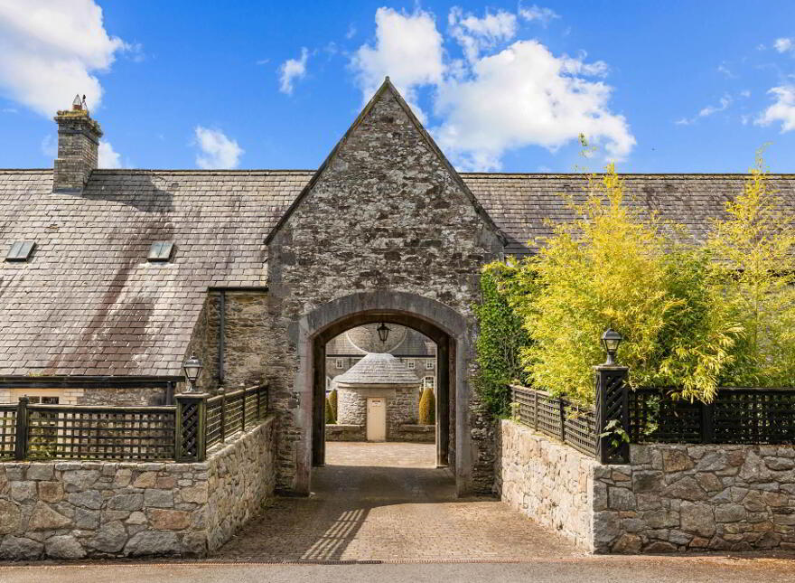 7 The Main Courtyard, Headfort Demesne, Kells, A82Y9Y2