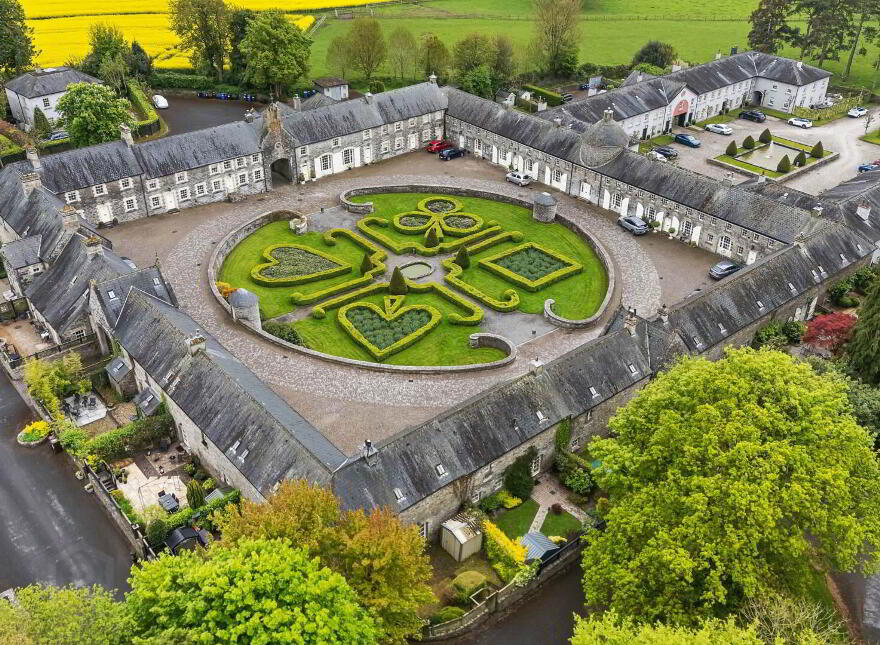 7 The Main Courtyard, Headfort Demesne, Kells, A82Y9Y2
