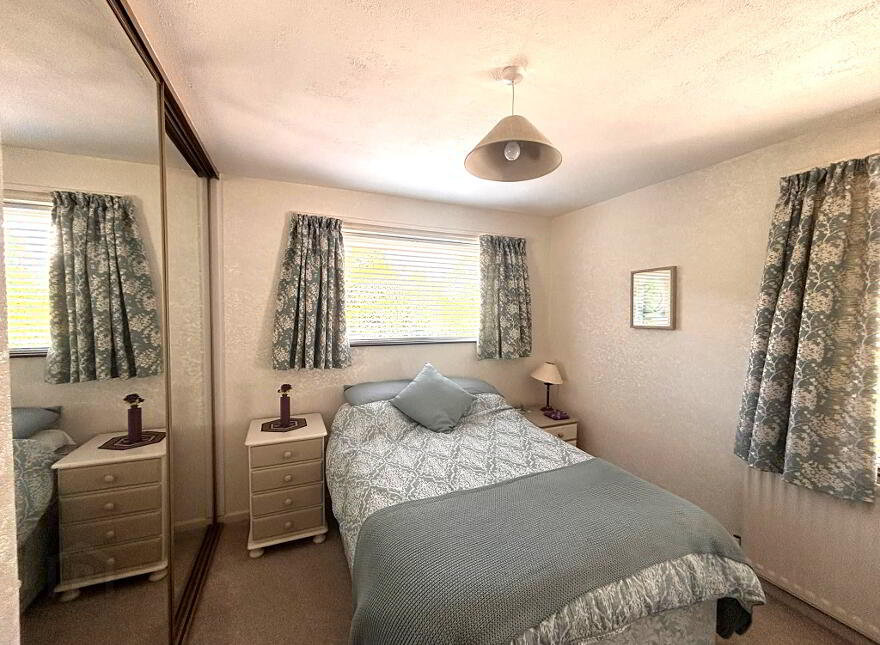 17 Mountain Road, Newtownards, BT23 4UL