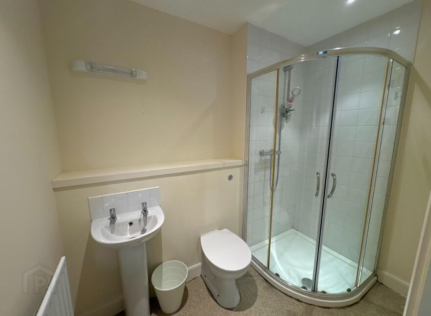 810 College Court Central, 56 King Street, Belfast, BT1 6BZ