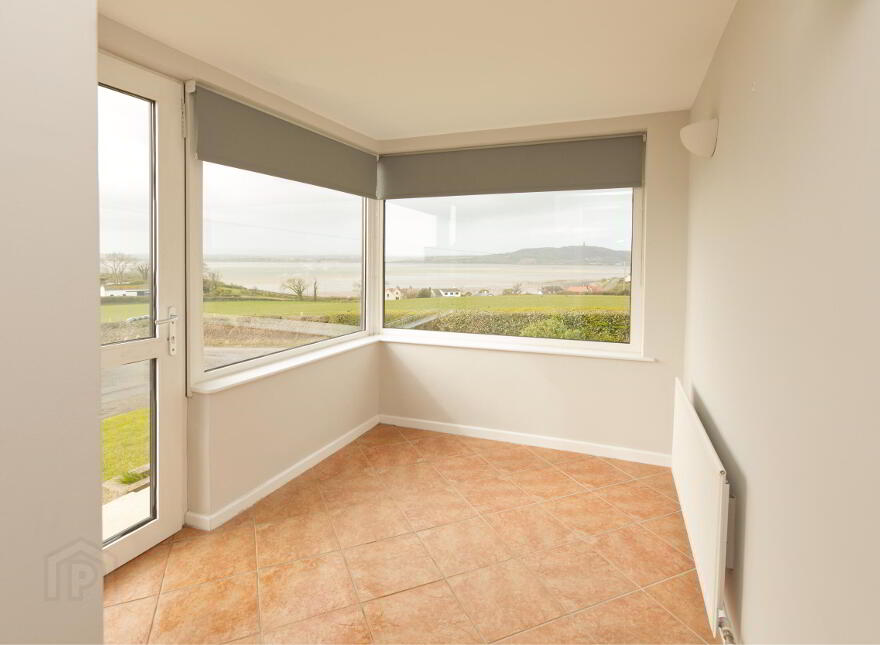 112 Portaferry Road, Newtownards, BT22 2AH