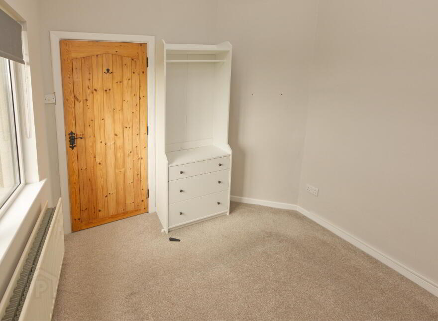 112 Portaferry Road, Newtownards, BT22 2AH
