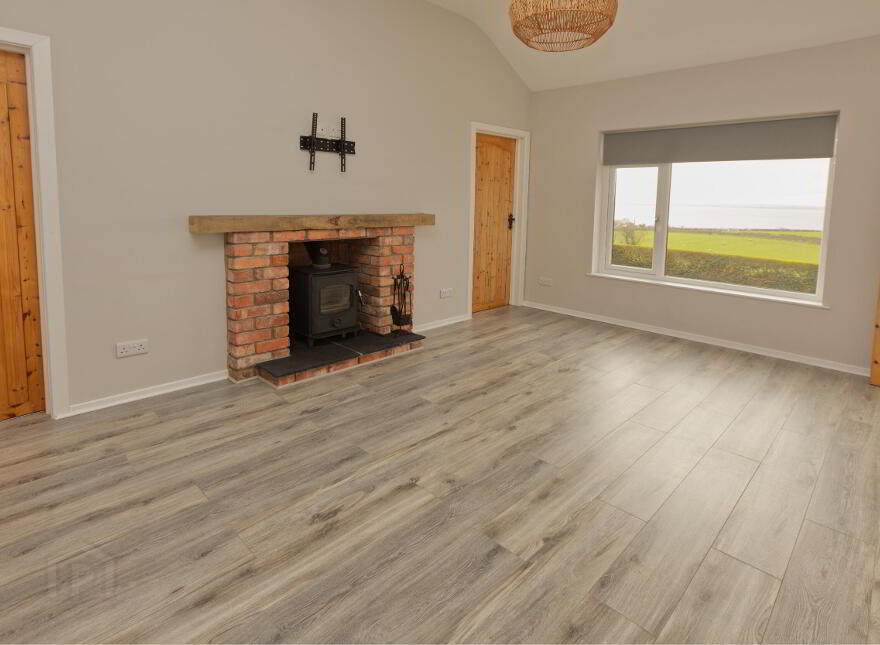 112 Portaferry Road, Newtownards, BT22 2AH