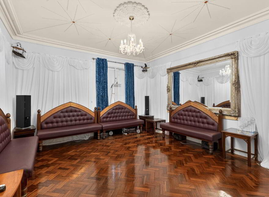 Annsborough House, 102 Mill Hill, Castlewellan, BT31 9ND