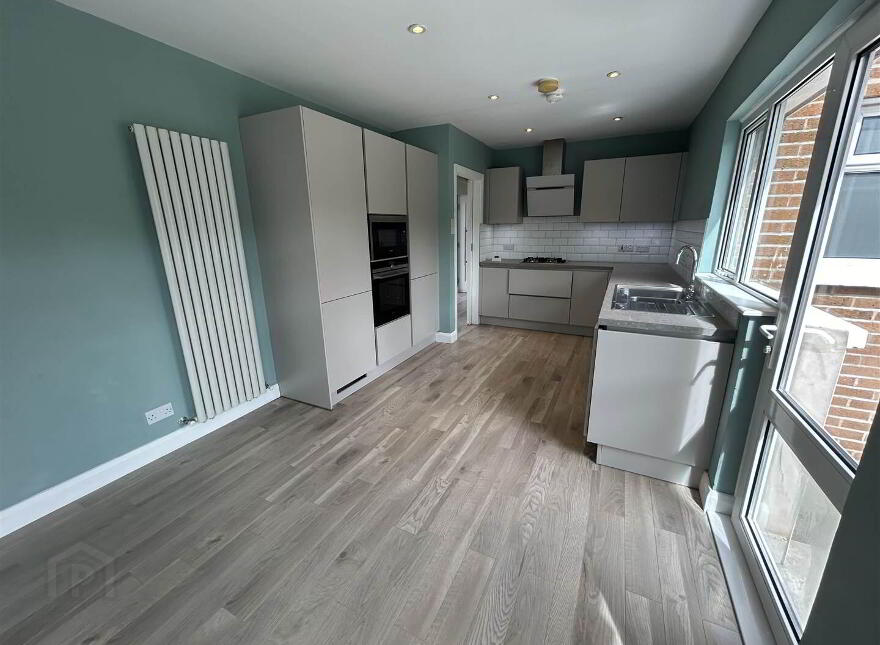 13 Carolsteen Park, Helens Bay, BT19 1JU