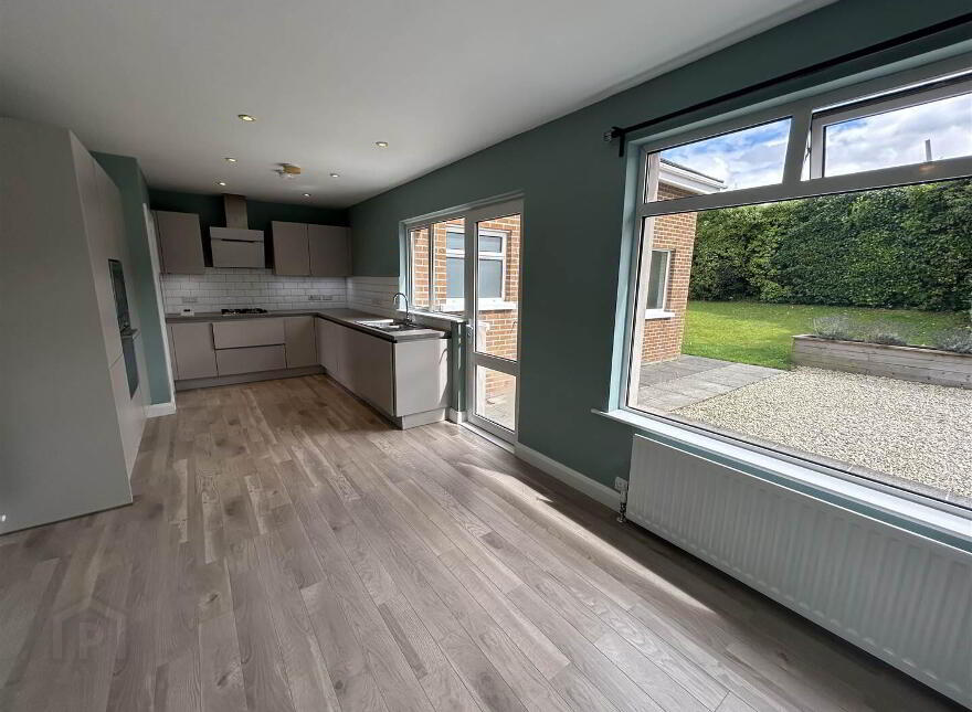 13 Carolsteen Park, Helens Bay, BT19 1JU