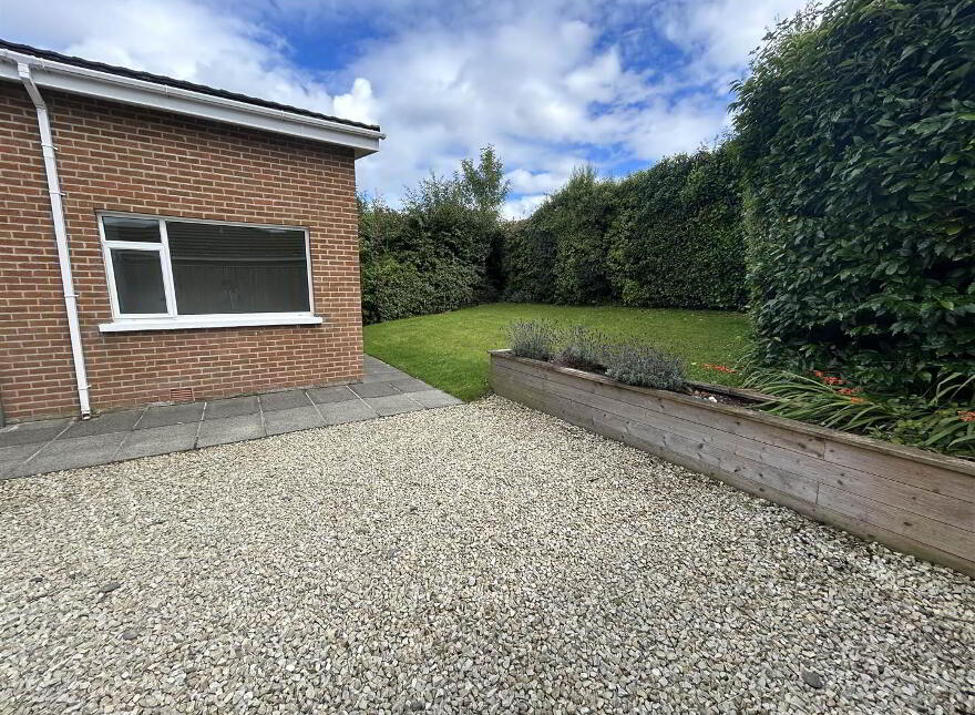 13 Carolsteen Park, Helens Bay, BT19 1JU