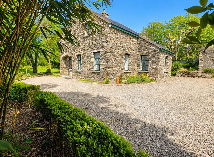 Laheratanvally, Skibbereen, P81DX71
