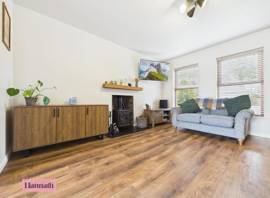 2 Millvale, Lower Ballinderry, Lisburn, BT28 2FA