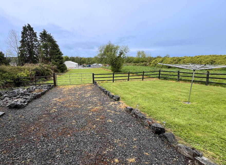 Main Street, Ballindine, F12DX64