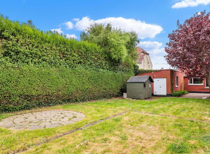 Lisieux, Stradbrook Road, Blackrock, Blackrock, A94H7V0