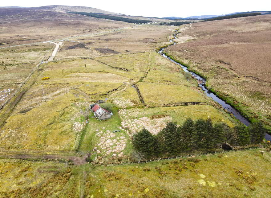 BY PUBLIC AUCTION, Owenteskiny, Glencolumbkille