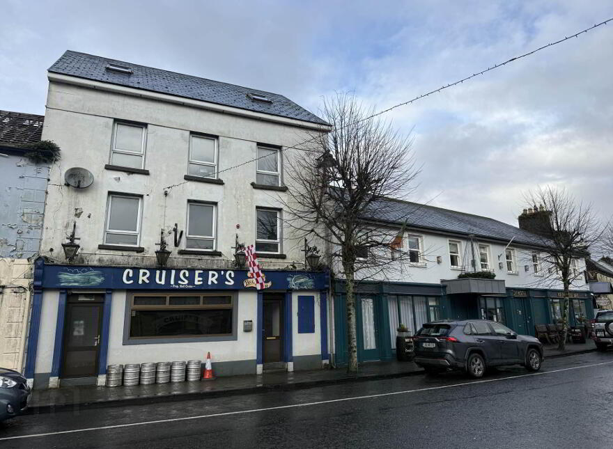 Cruiser`s, Main Street, Foxford, F26WR96