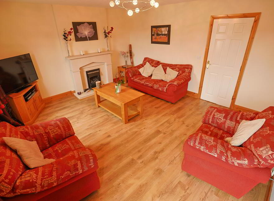 7 Ballynadrone Meadows, Magheralin, Craigavon, BT67 0FY