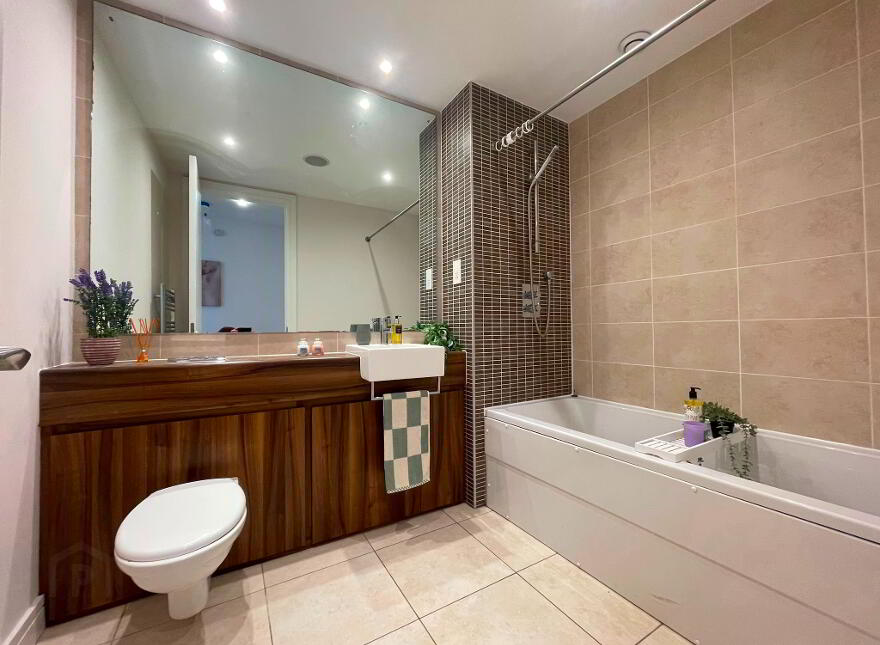 The Arc, 9-02 Queens Road, Titanic Quarter, Belfast, BT3 9FJ