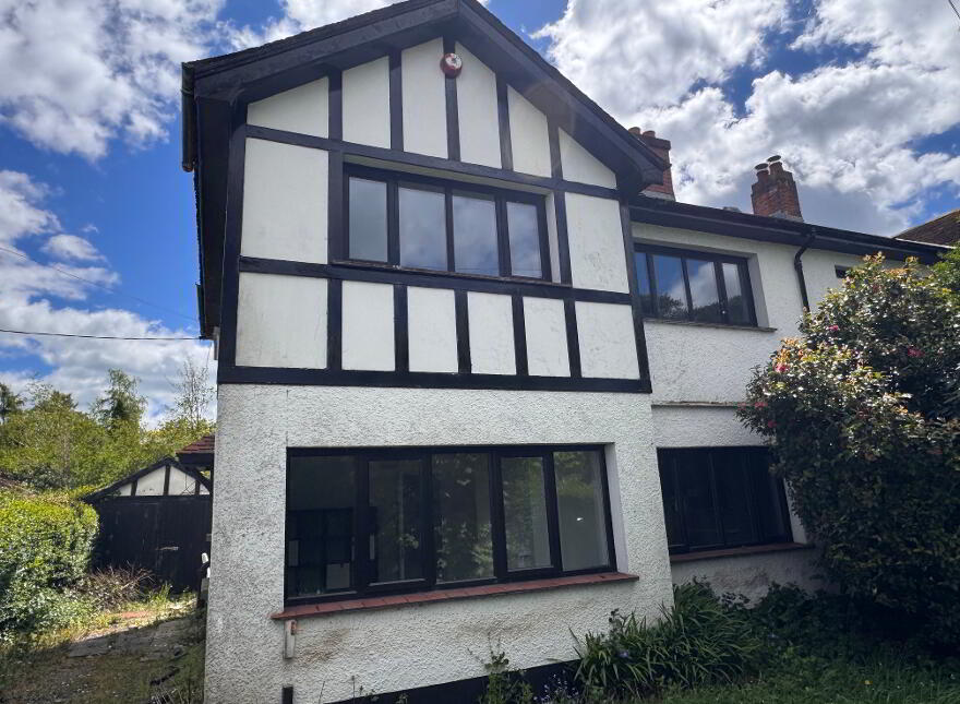 30 Queensway, Derriaghy, Lisburn, BT17 9EX photo